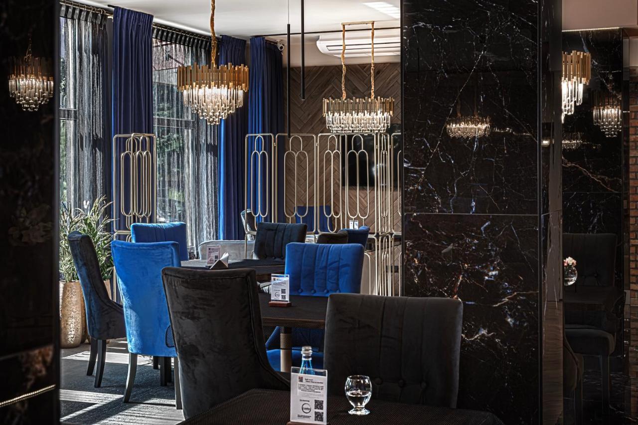 טארנאו Hotel Cristal Park מראה חיצוני תמונה