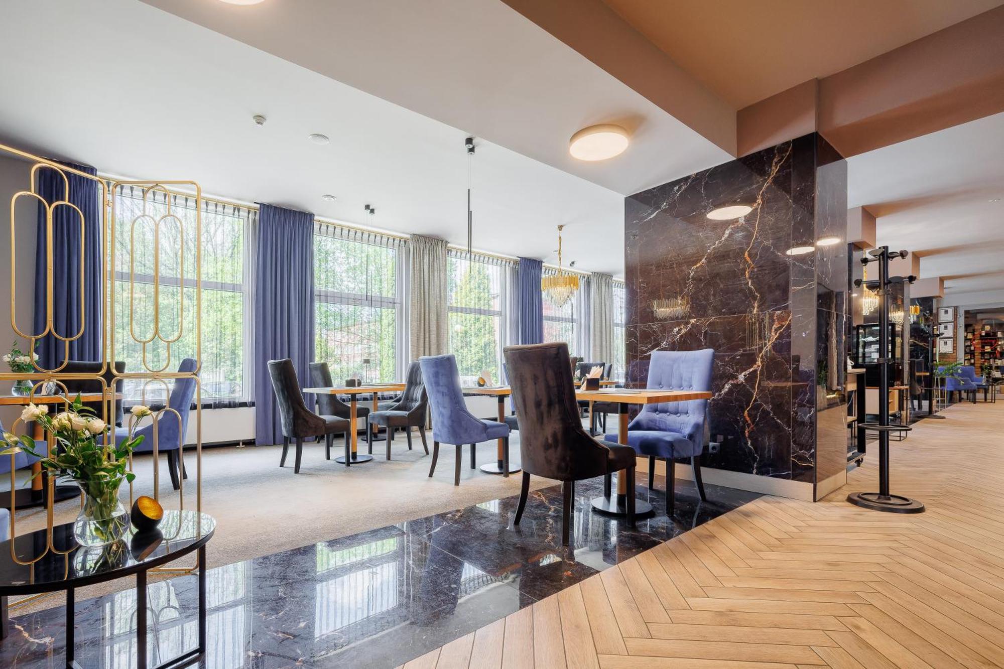 טארנאו Hotel Cristal Park מראה חיצוני תמונה